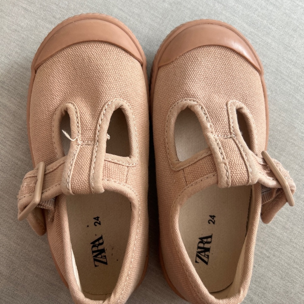Zara toddler girl 24